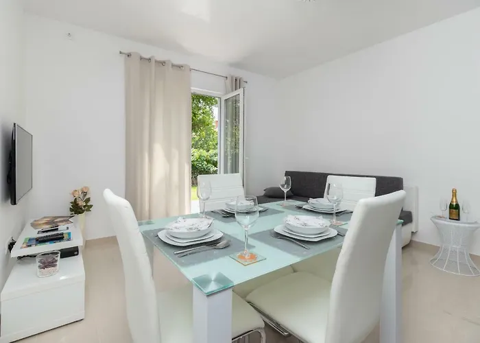 Apartments Peca